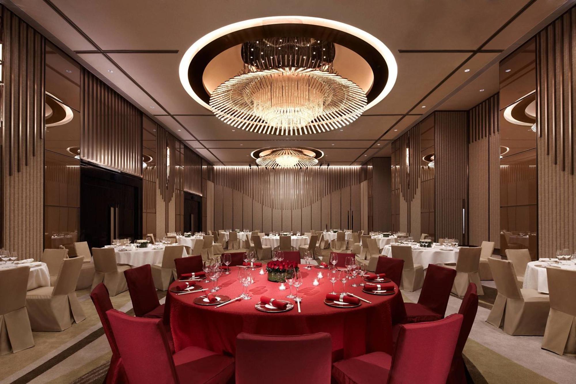 Courtyard By Marriott Hong Kong Sha Tin Hotel Bagian luar foto
