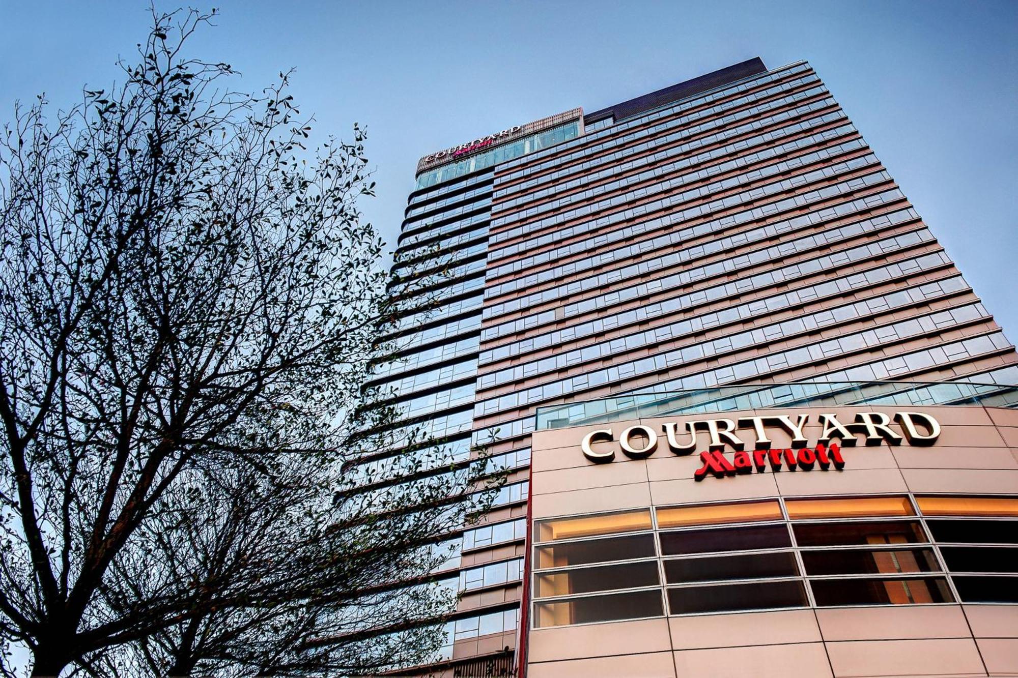 Courtyard By Marriott Hong Kong Sha Tin Hotel Bagian luar foto